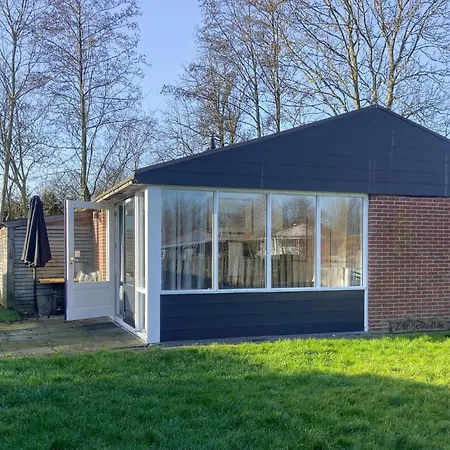 Pet Friendly In Holiday home Dirkshorn